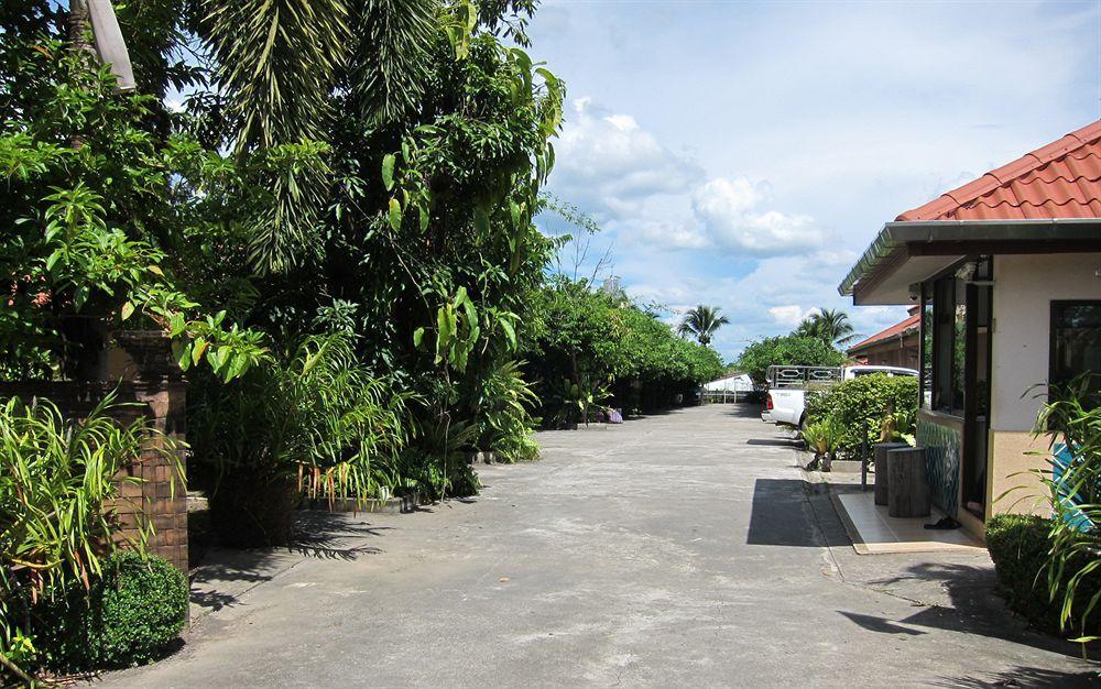 Oasis Resort Krabi town Exterior foto